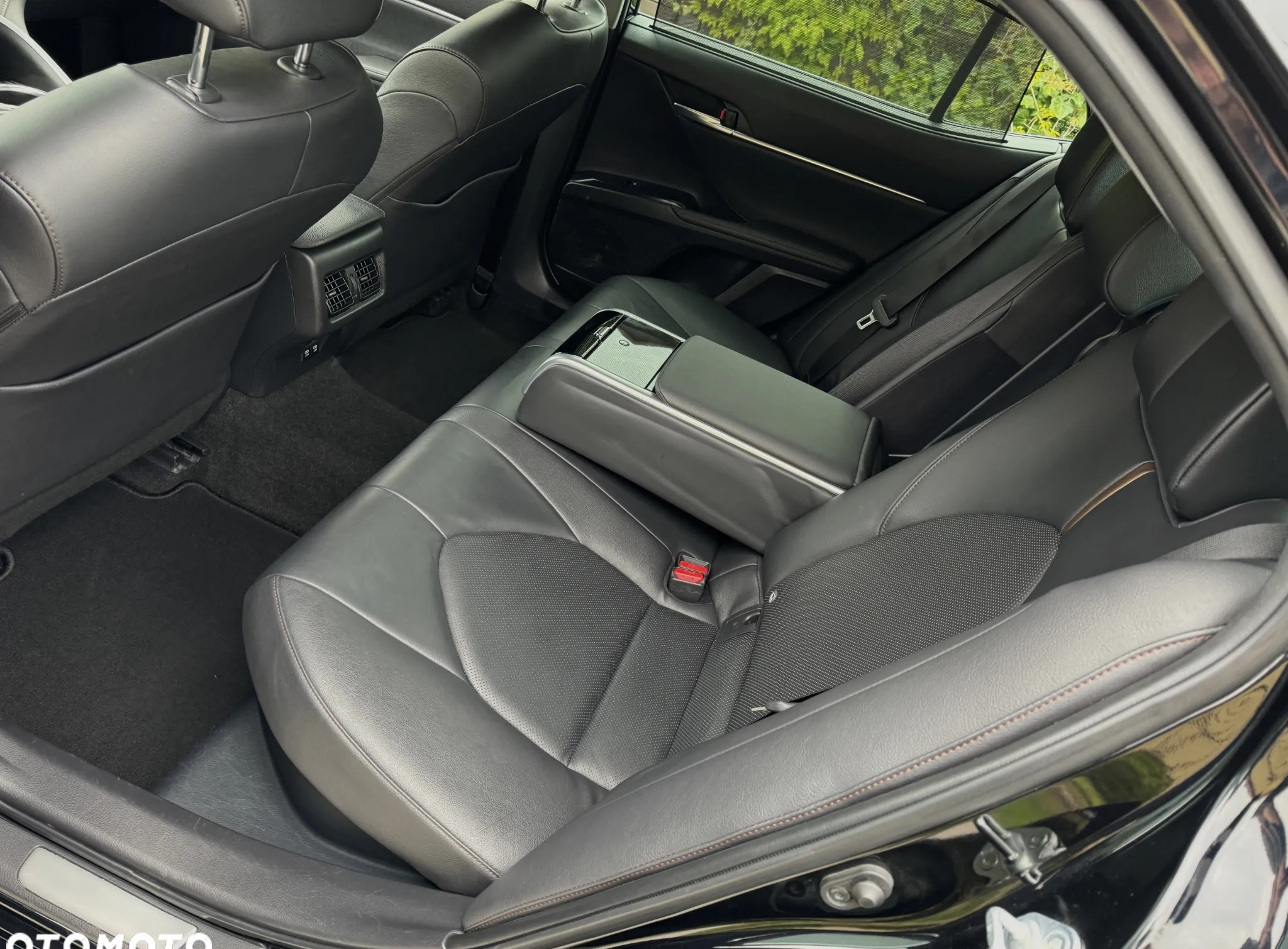 Toyota Camry cena 99999 przebieg: 162500, rok produkcji 2019 z Baranów Sandomierski małe 781